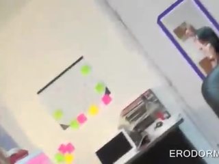 學院 宿舍 室 黨 同 剝離 青少年