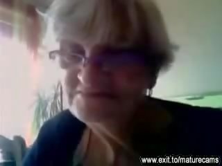55 години стар бабичка филми тя голям цици на камера видео