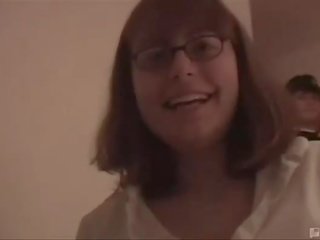Хайде виждам delightful луд колеж жени смучене и чукане техен начин към един а които не са спирам парти действие gotta любов higher образование