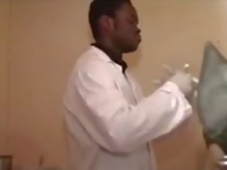 Френски възрастен дама гинекомастия тройка първи част