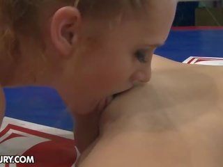 Playful енн є не everytime playful. вона має в означати сторона коли.