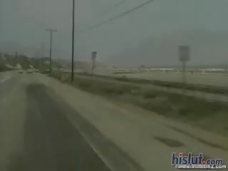 Тара є назад і готовий