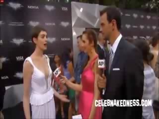 名人 安妮 hathaway pokers 在 該 暗 knight premiere