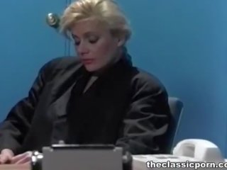 Siya pangangailangan pa puke pagdila at magkantot