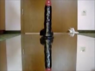 여학생 항문의 놀이기구 mounted 딜도