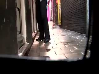 欧洲的 妓女 吸 游客 波纳