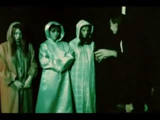 該 狂 愛 生活 的 一 stupendous 吸血鬼 1971, x 額定 電影 mov 97