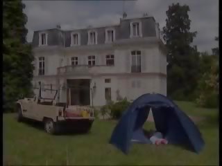 Мъничък изразявам: безплатно стегнат путка x номинално видео mov 4в