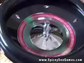 實 學院 黨 sedusive 成人 電影 遊戲