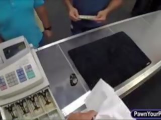 Хитър бизнес скъпа продава тя гледайте и прецака от pawnkeeper