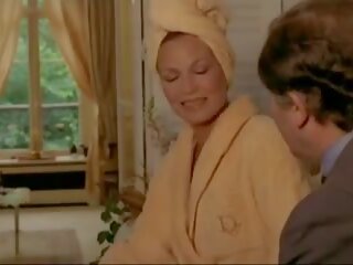 Madame claude 2: חופשי משובח לסבית גרביוני נשים מלוכלך וידאו אטב