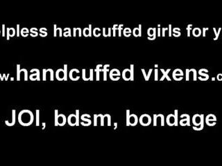 Ці handcuffs знаходяться starting для дійсно біль дзьої: hd брудна кіно d2