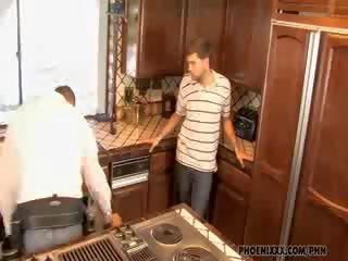 Velika, močan plumber-man