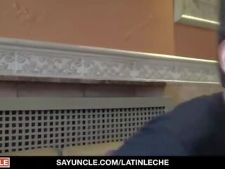 Latinleche - латинська stunner красунчик отримує утрамбований по a мачо школяр