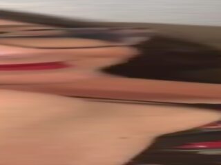 Sedusive 큰 아름다운 여자 클립 떨어져서 그녀의 다리 과 피트 에 나체상 깎아 지른듯한 팬티 스타킹