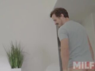단계 엄마 과 그녀의 가장 좋은 남자 친구 엄마는 내가 엿 싶습니다 굶주린 용 putz — milfed