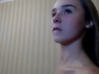 Caro 啦 嬌小 salope sodomisee 一 18 ans, xxx 電影 3d