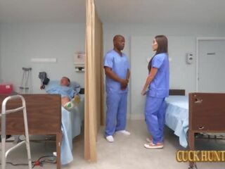 适合 therapist 妻子 vivian 狐狸 cuckolds 在 医院 室