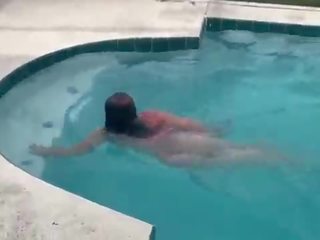 Groovy 拉丁 女傭 啦 paisa 清理 該 水池 和 吸 dick&excl; 抓 由 鄰居