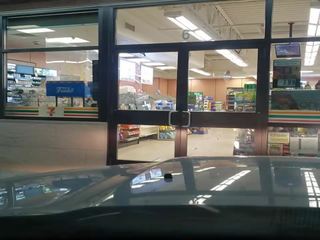DeeDee's Drink Stop 2