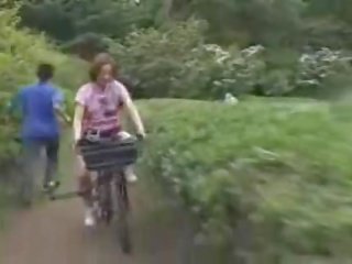 Japanese adolescent Masturbated While Riding A Specially Modified sex clip Bike!