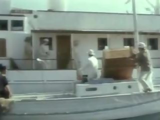 Aphrodite 1982: безплатно знаменитост мръсен видео филм cd