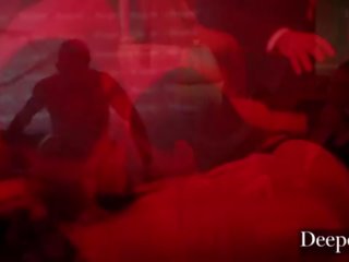 Deeper&period; angela&comma; এমিলি এবং kira রচনা সিনেমা overdose মধ্যে epic দলবদ্ধ
