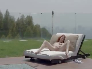 기절시키는 멕시코 양진이 열기 질 외부