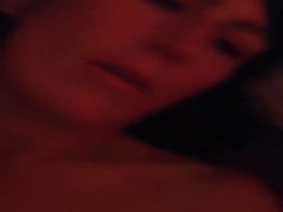 Суб дружина хоче люди для ебать її в той час як її чоловік годинник