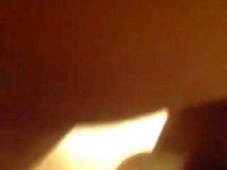 Hotwife с съвършен цици получава прецака трудно от тя млад дама
